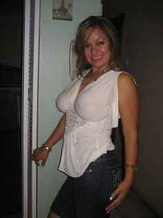 a milf in Sunland Park, New Mexico